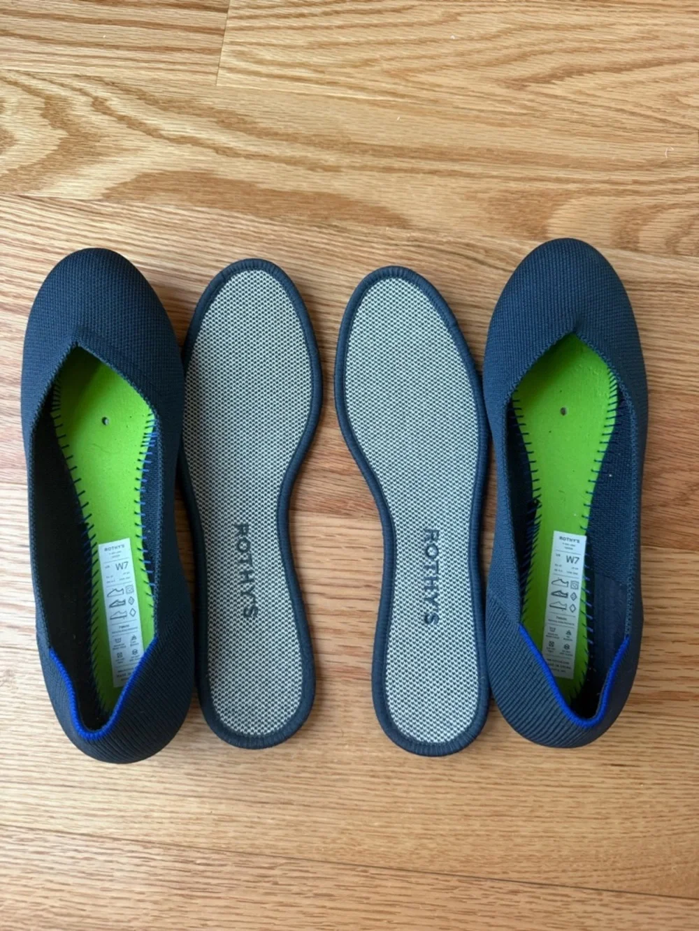 NWOB Rothy's Maritime Navy The Flat Round Toe Slip on Shoes Ballet Flat - Size 7